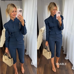 Komplet jak jeans w granatowym kolorze z rybaczkami